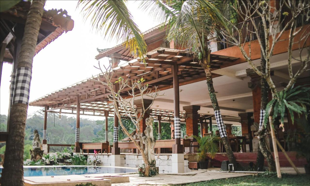 Ubud Hotel&Cottages Malang Esterno foto