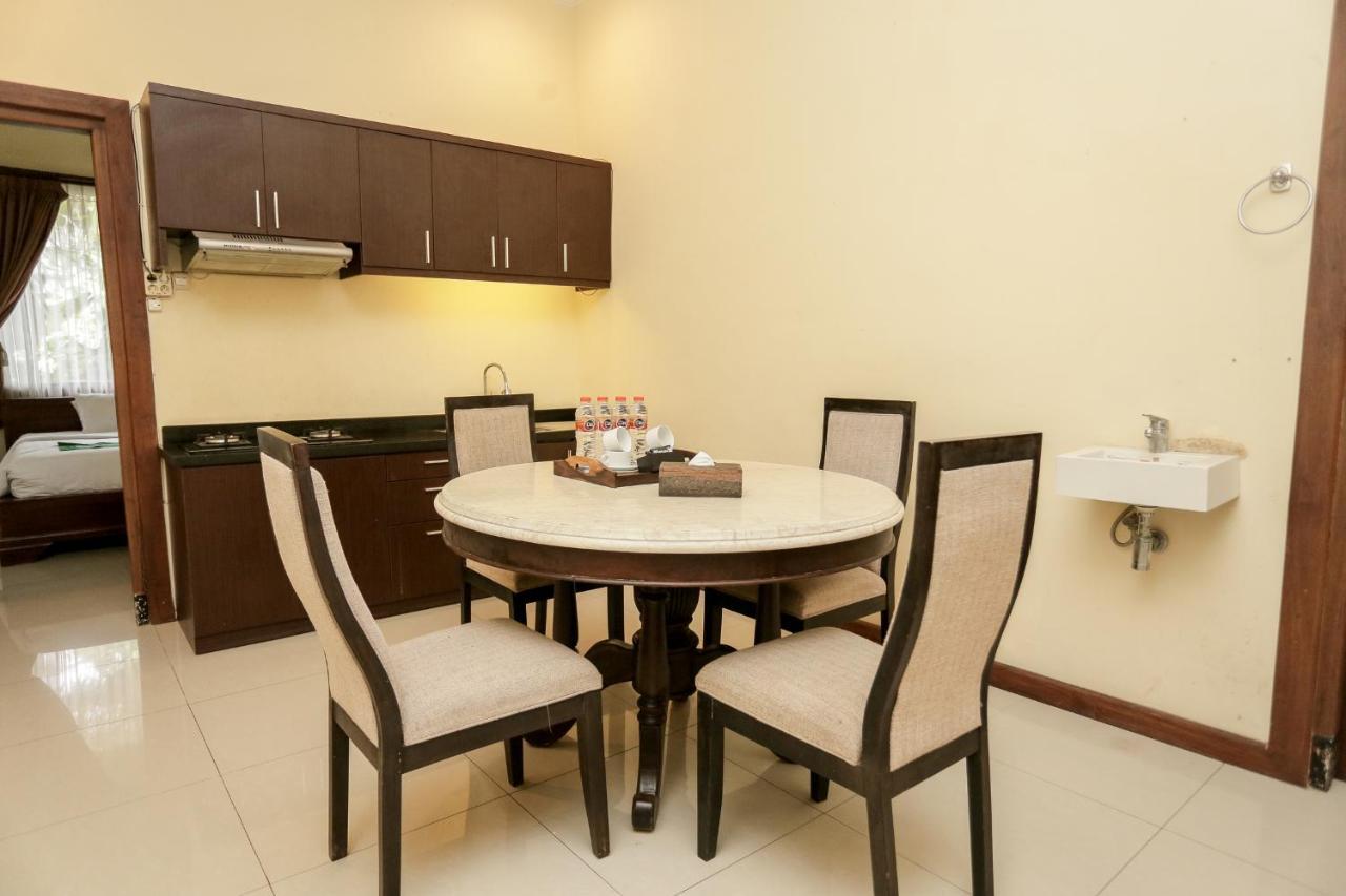 Ubud Hotel&Cottages Malang Esterno foto