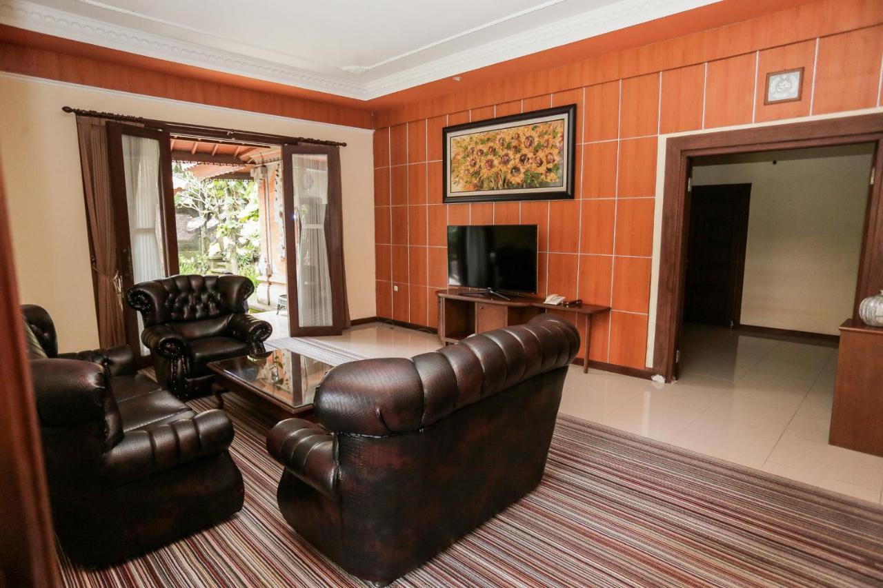 Ubud Hotel&Cottages Malang Esterno foto