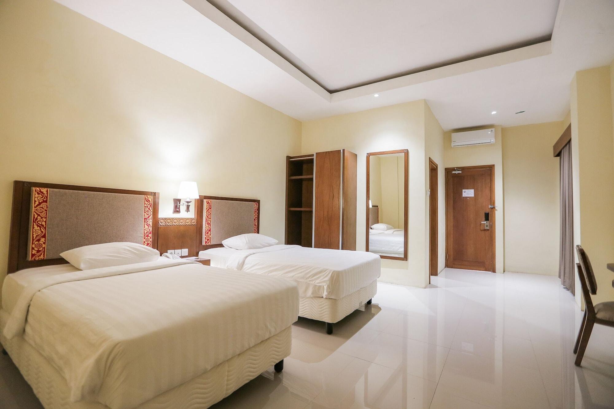 Ubud Hotel&Cottages Malang Esterno foto